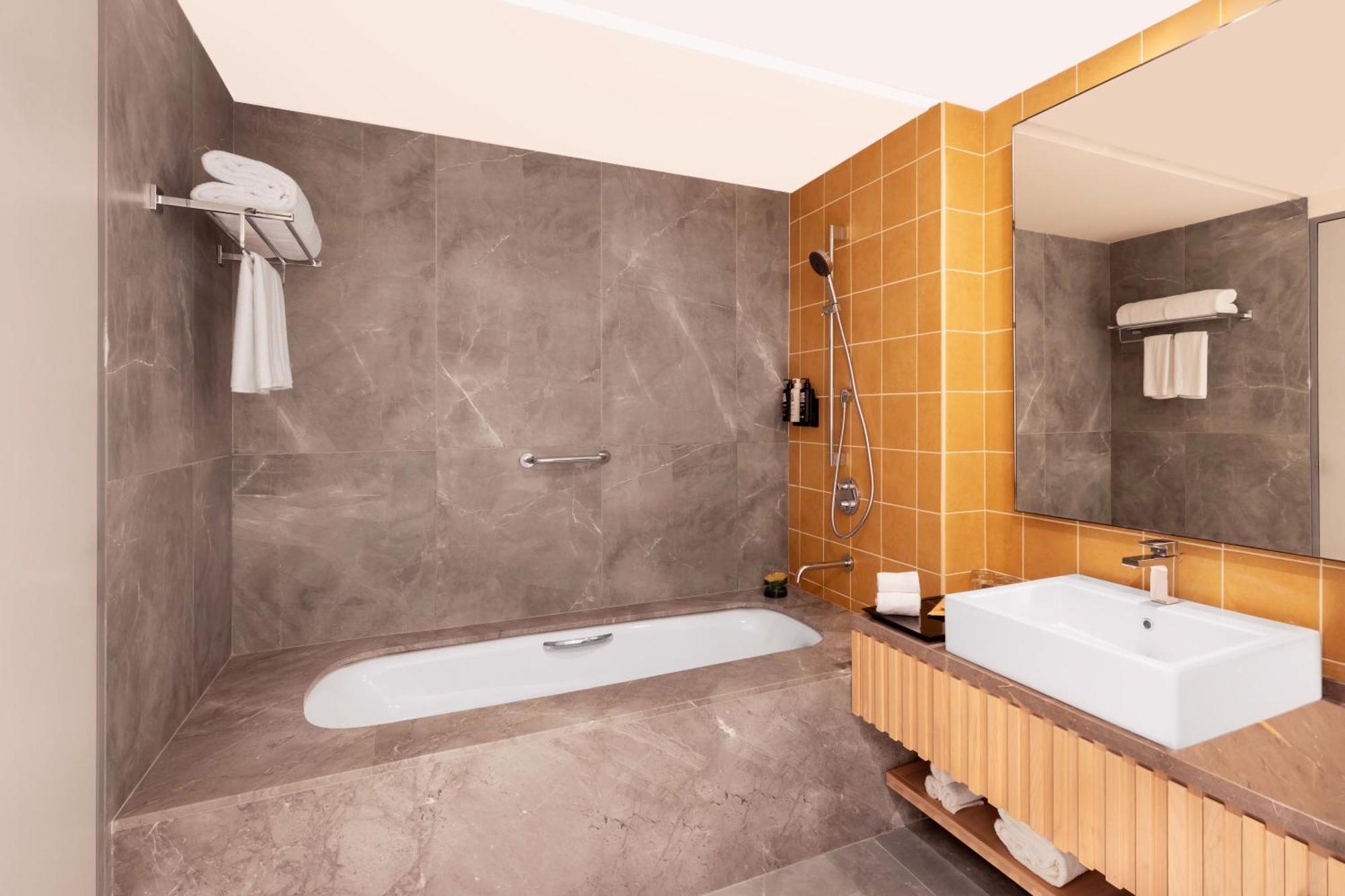 Hotel Ibis Styles Mysuru Extérieur photo